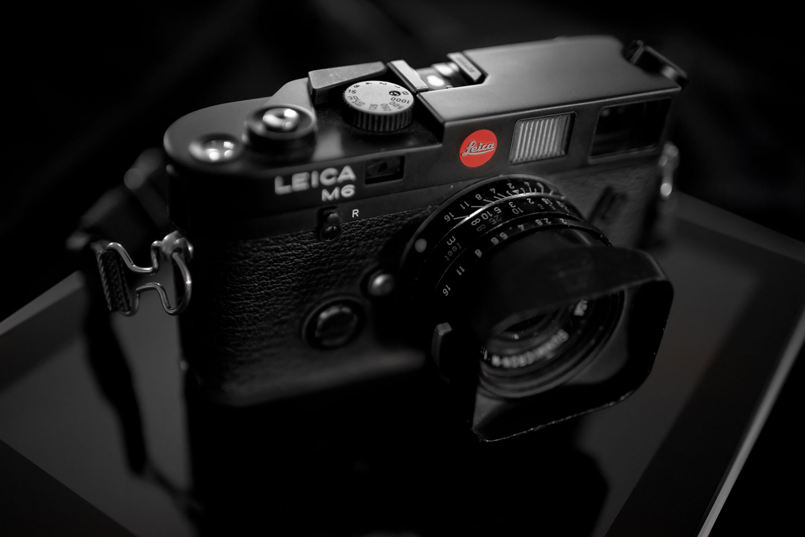 Black Leica M6