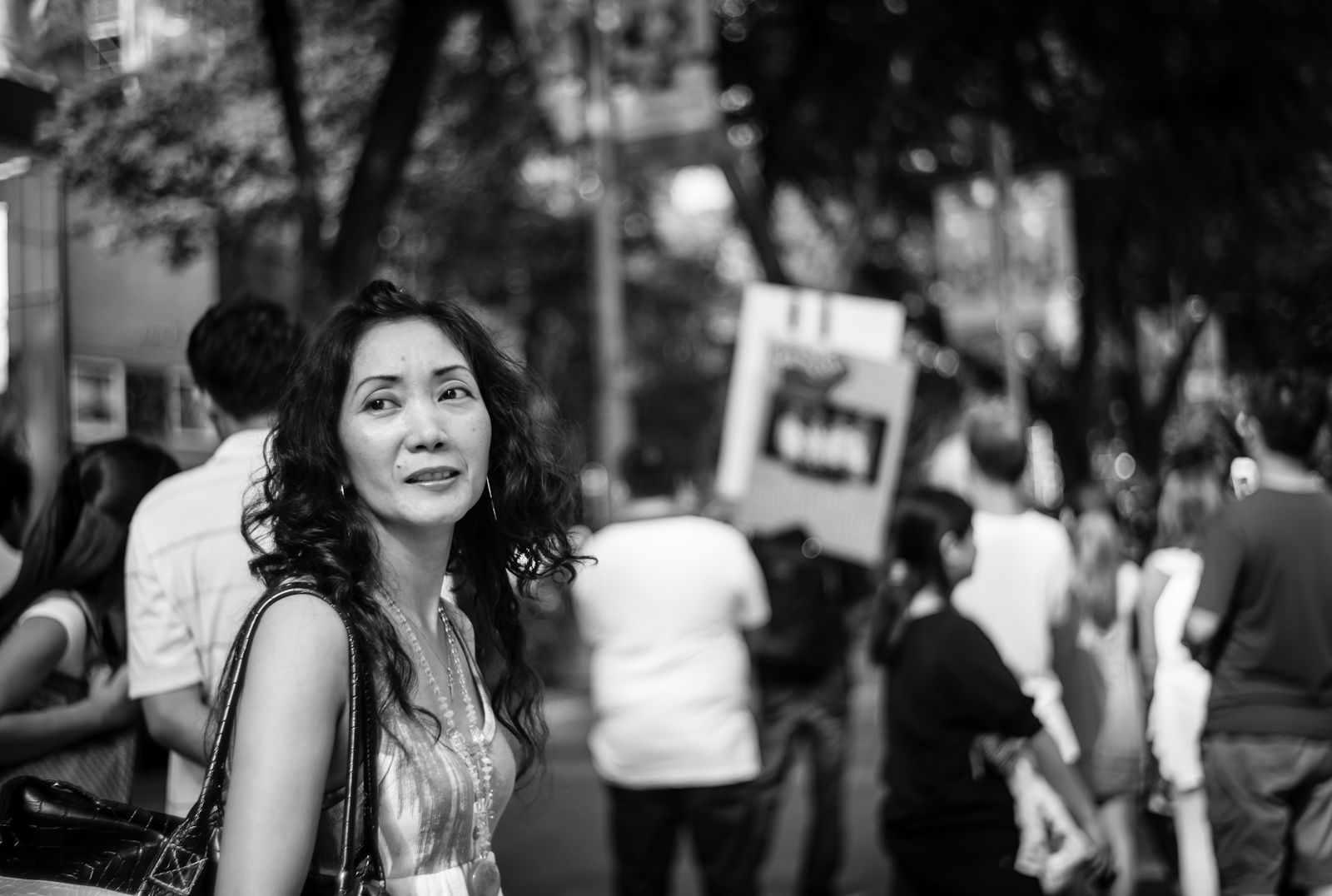 Street photography - Woman in Orchard Road